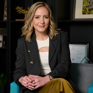 Maquillaje y peinado ejecutivo